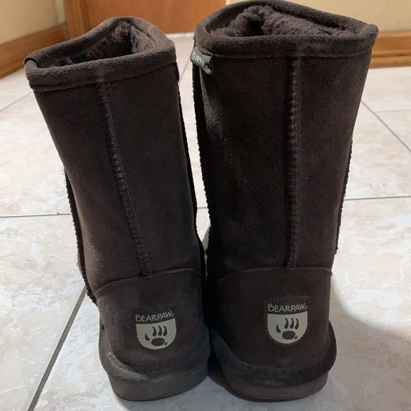 Bearpaw - Picture 3 of 5